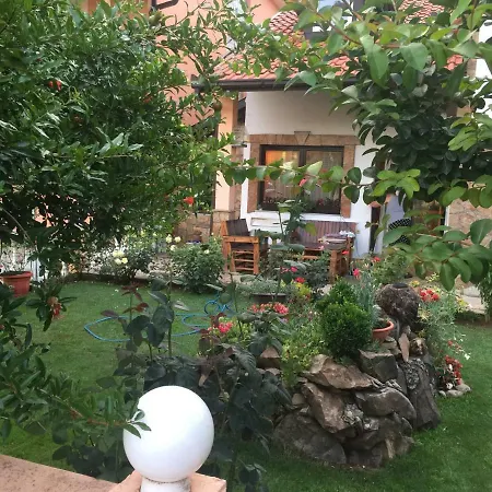 House Of Flowers Pensjonat
