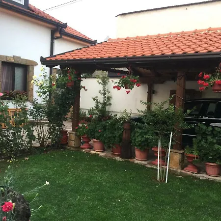 Pensjonat House Of Flowers *